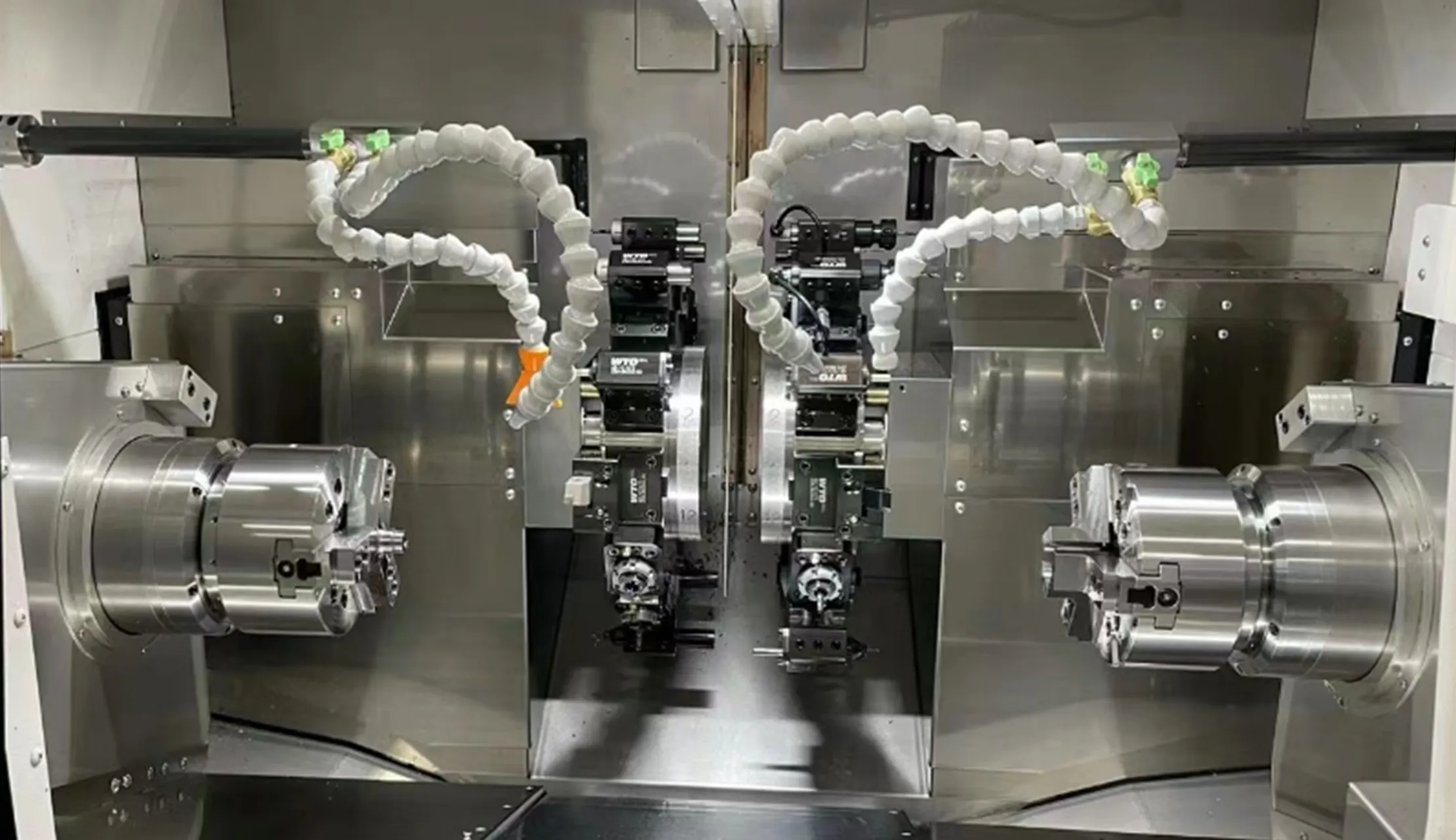 Twin-Spindle-Twin-Turret-CNC-Turning-Center